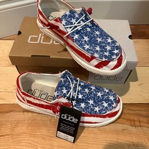 Hey Dudes Flag Print